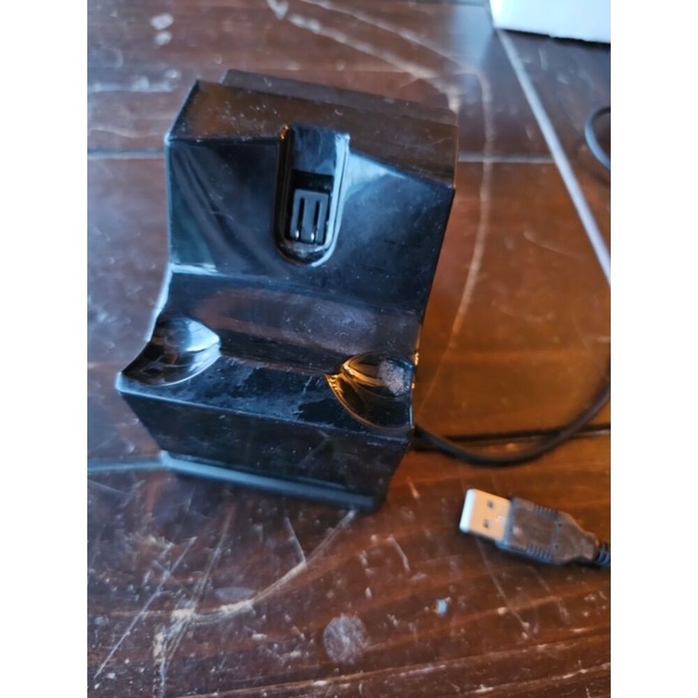 PowerA Charging Stand for PlayStation 4